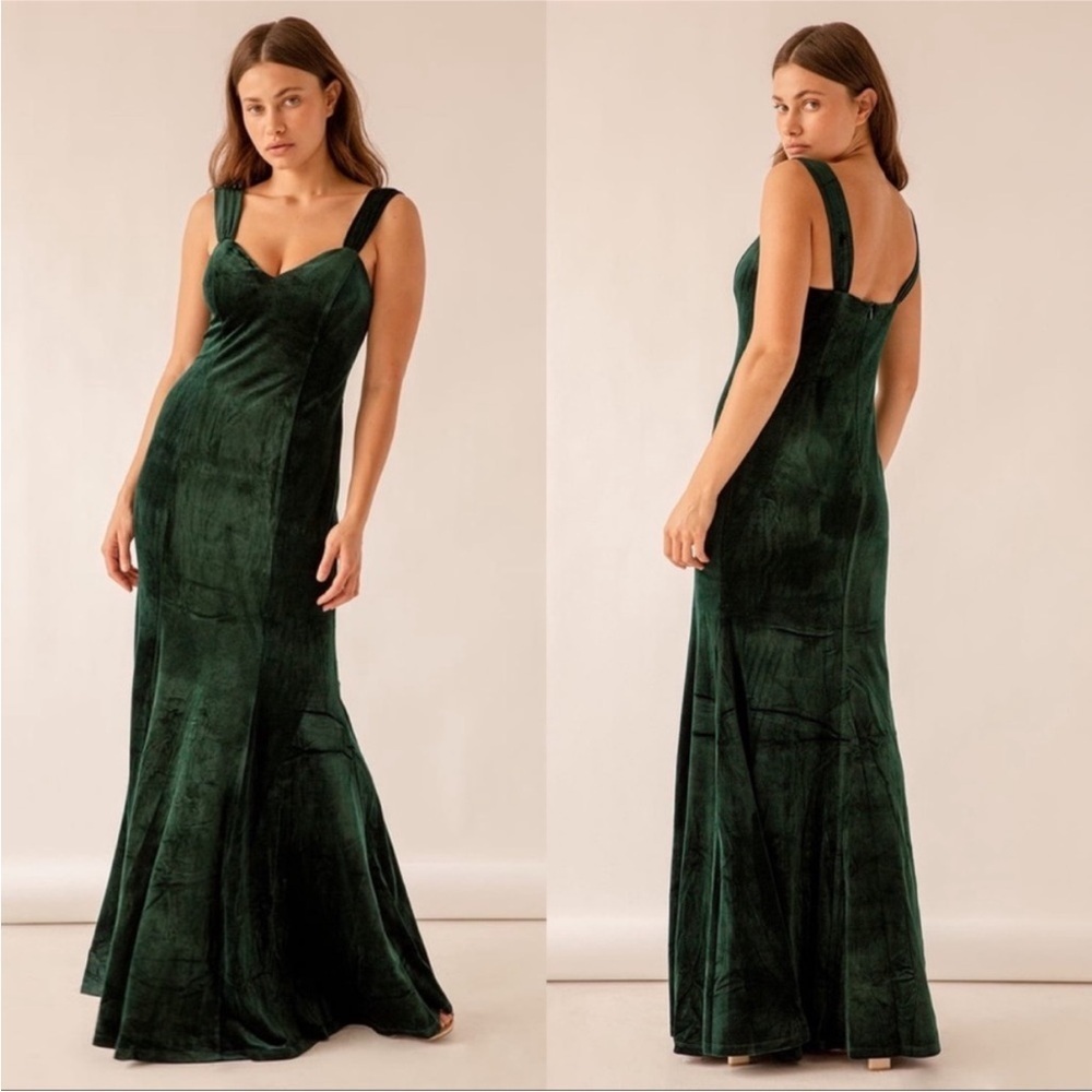 LULU’S Remember The Night Velvet Sweetheart Neckline Mermaid Wedding Guest Dress